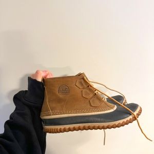 Sorel Women's N About Leather Rain Snow Boot, size 9